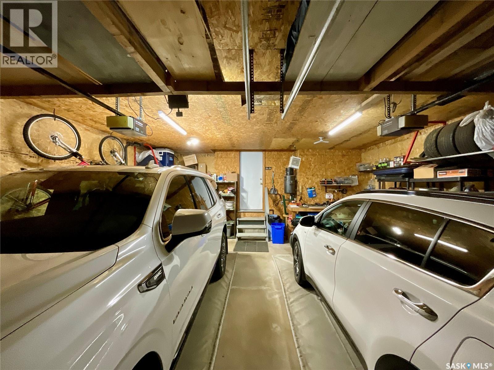 1253 Degelman Drive, Regina, SK
