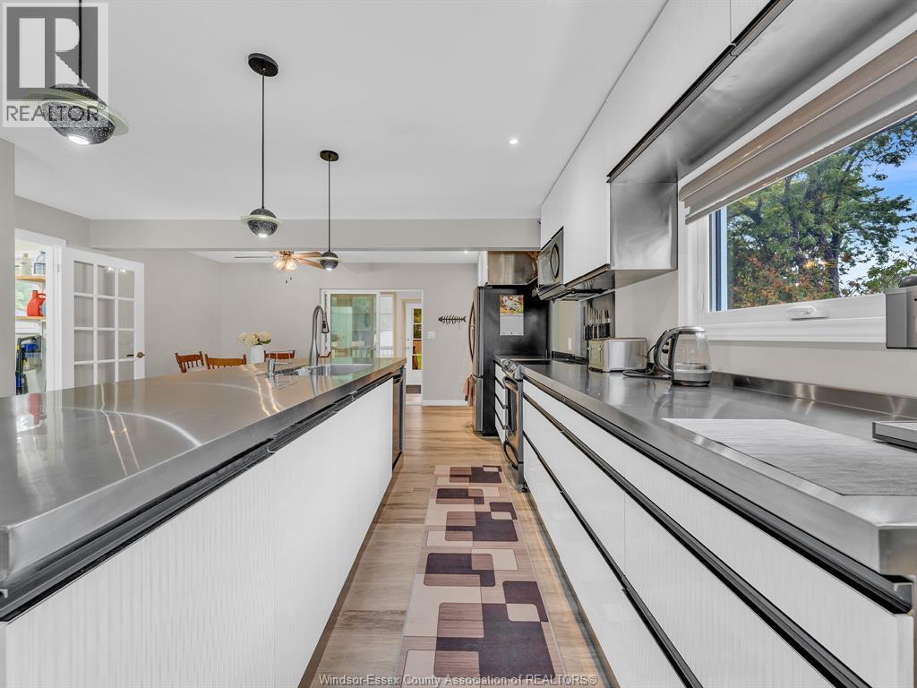 8520 Middle Sideroad, Mcgregor, ON