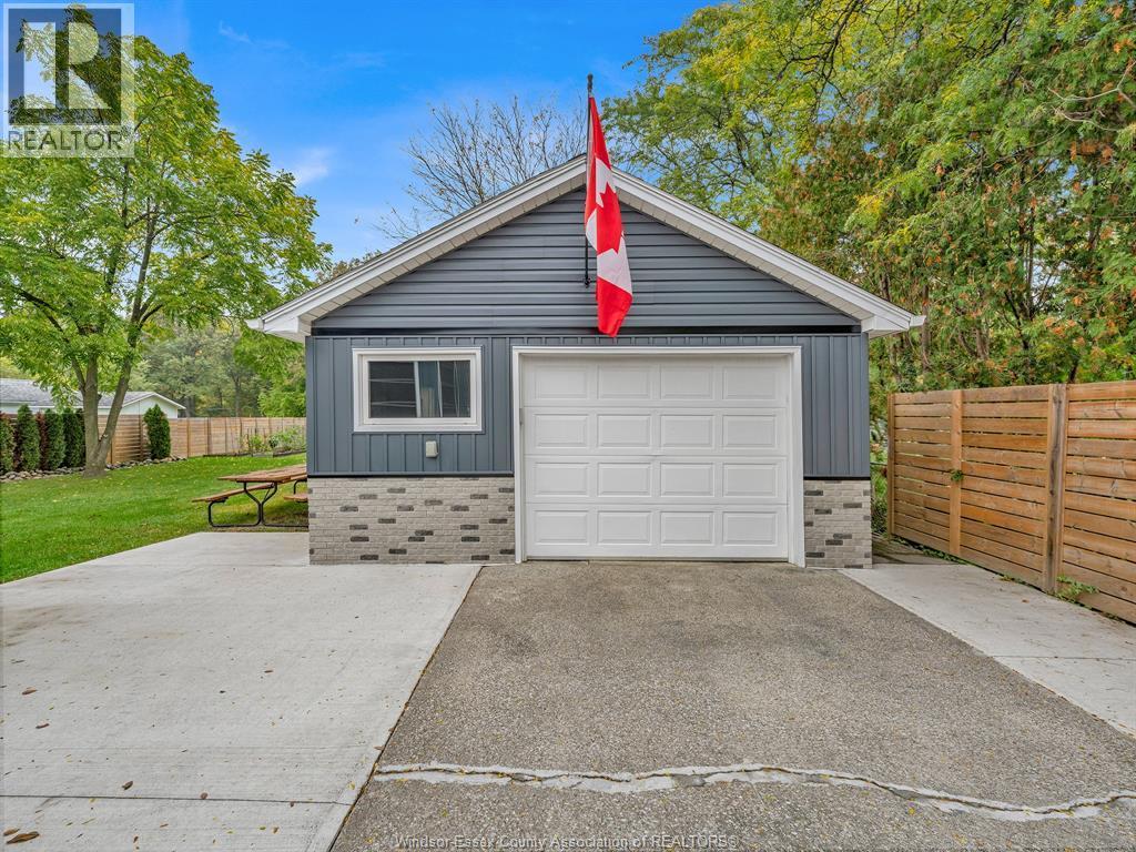 8520 Middle Sideroad, Mcgregor, ON