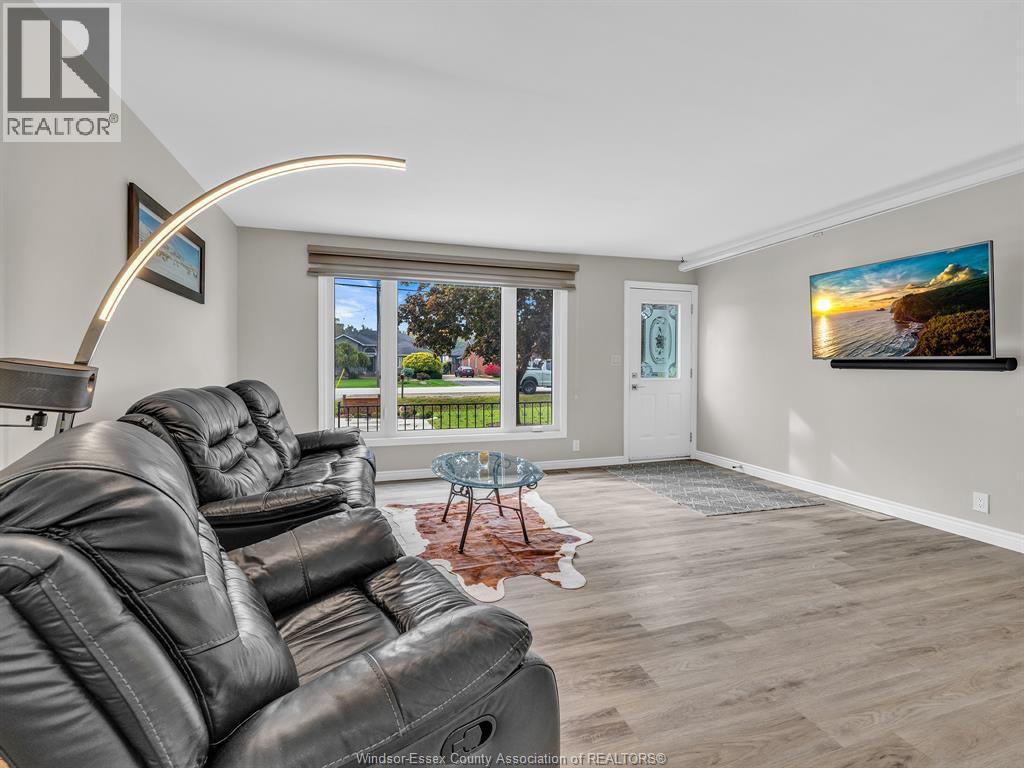 8520 Middle Sideroad, Mcgregor, ON
