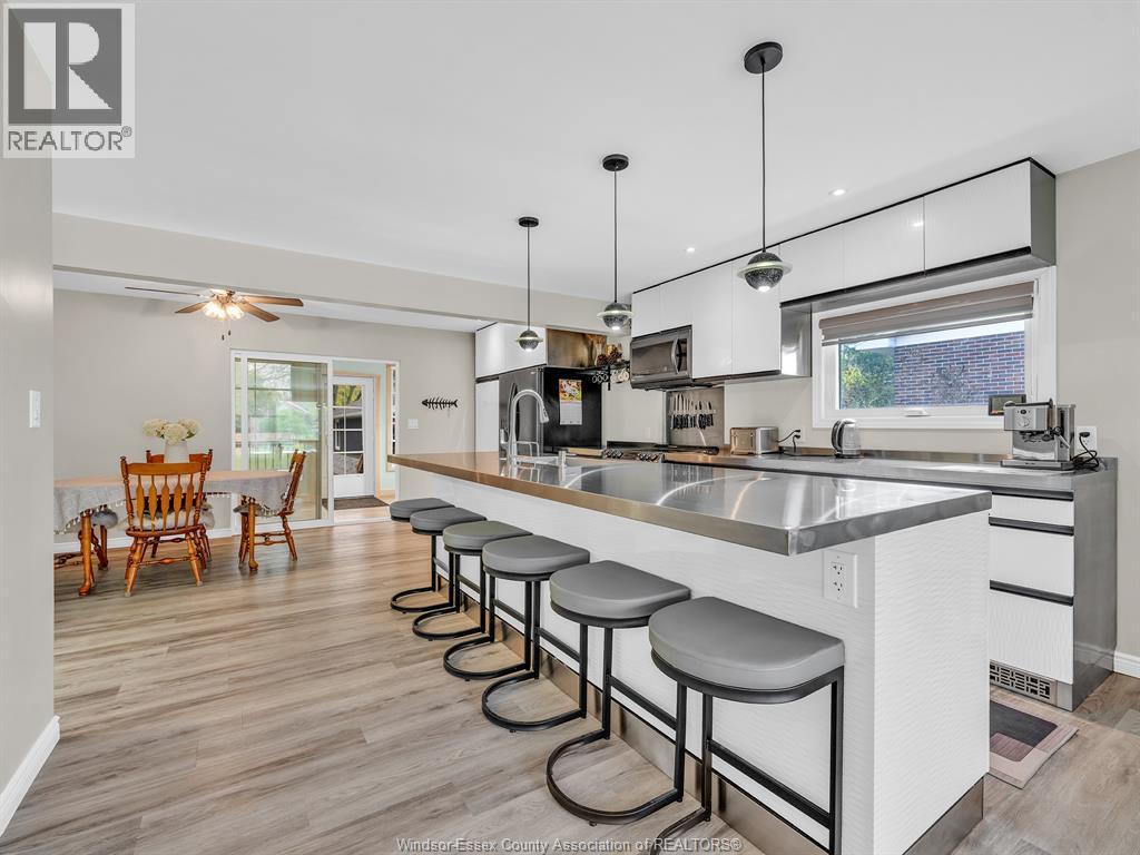8520 Middle Sideroad, Mcgregor, ON