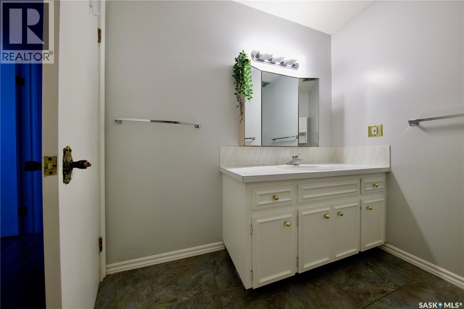 131 Windfield Road, Regina, SK