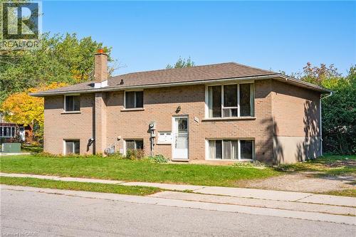 530 GLEN FORREST Boulevard  Waterloo, ON N2L 4J1