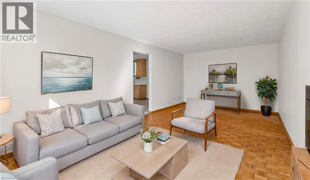 VIRTUALLY STAGED - 530 Glen Forrest Boulevard, Waterloo, ON