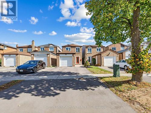 18 RIVIERA DRIVE  Vaughan, ON L4K 2J1