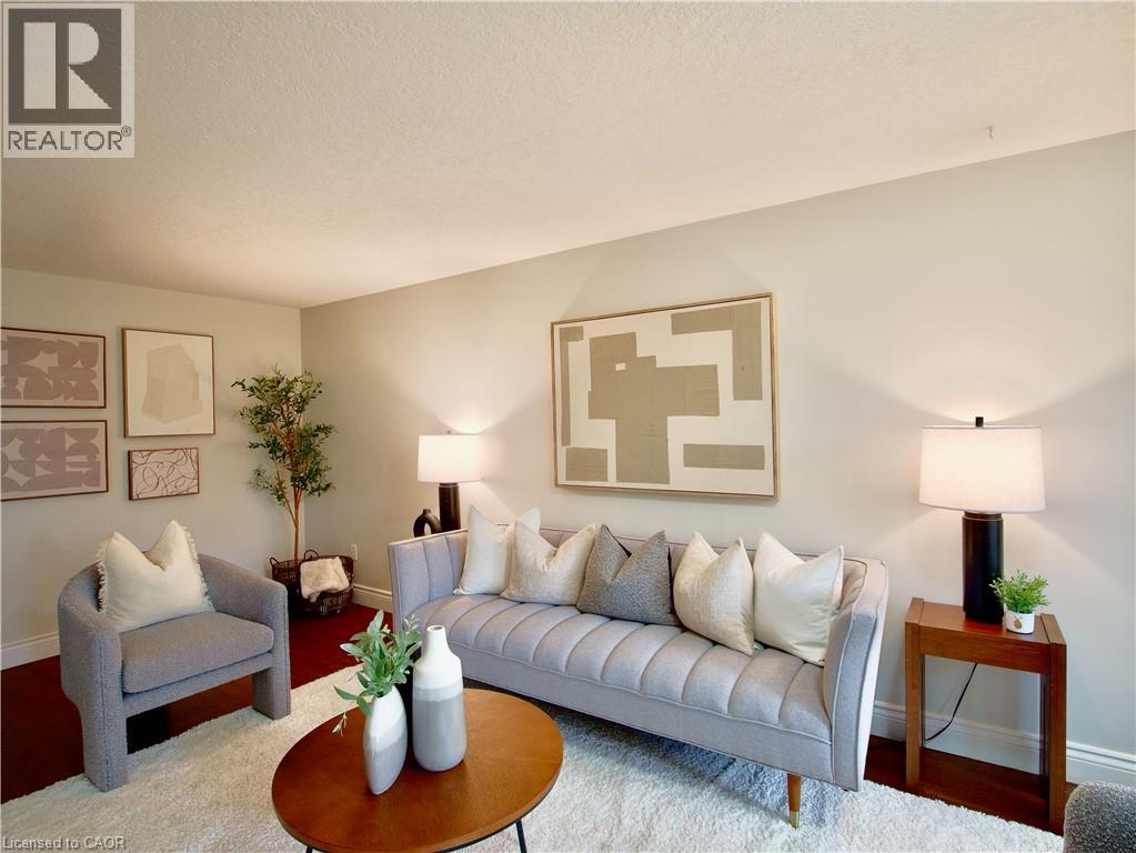 Neutral-toned walls and solid-color floor covering - 449 Exmoor Street, Waterloo, ON
