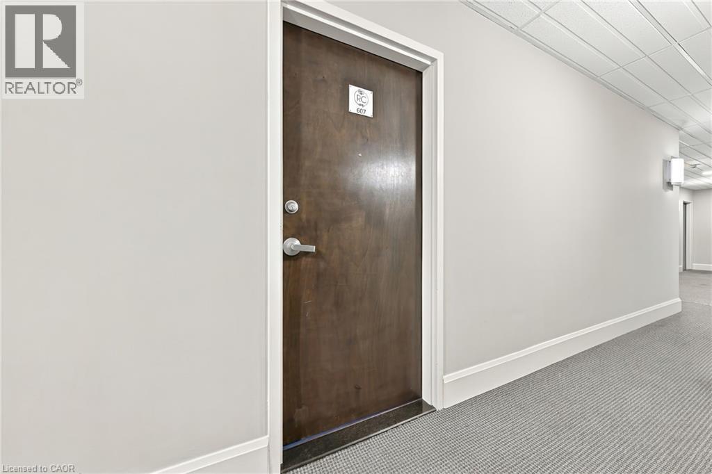 Clean and well lit hallways and facilities - 112 King Street E Unit# 607, Hamilton, ON