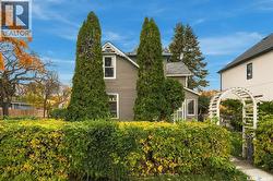 741 H AVENUE S  Saskatoon, SK S7M 1X2