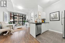 607 - 112 KING STREET E  Hamilton (Beasley), ON L8N 1A8