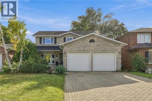 18 ROWNTREE Drive  Hamilton, ON L8W 2M8