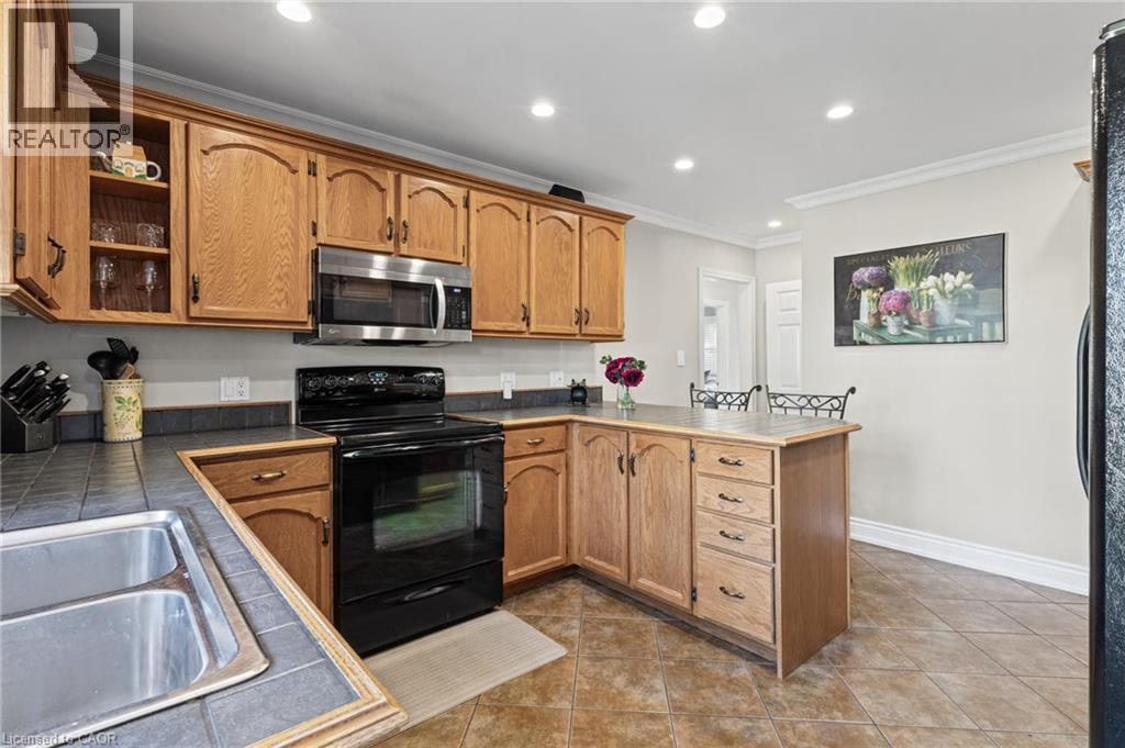 497 Townsend Avenue, Burlington, ON