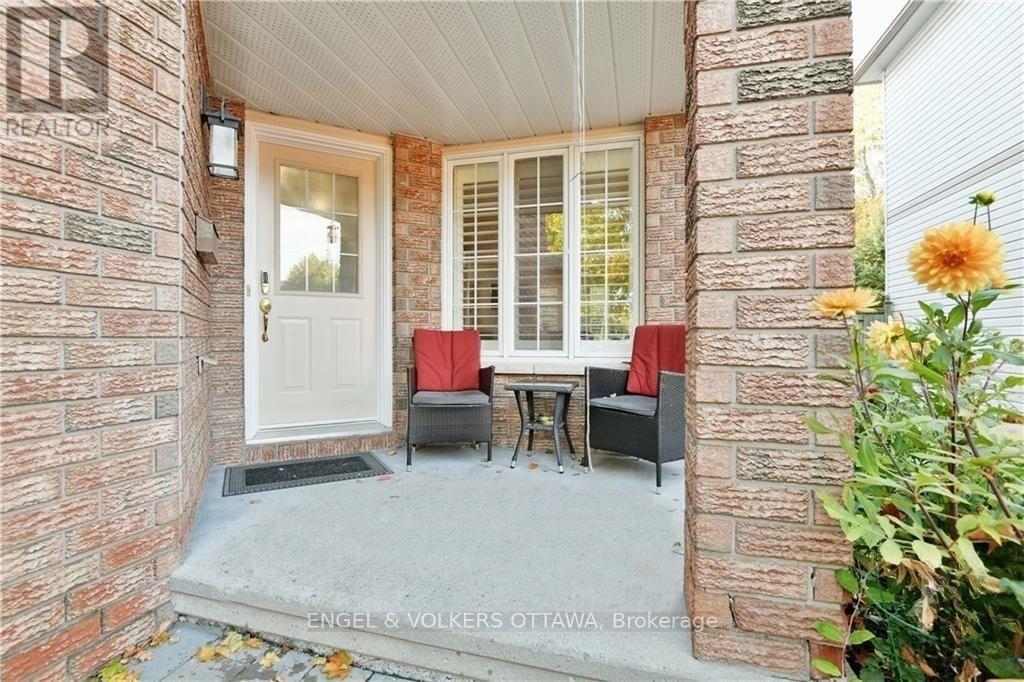 13 Picasso Drive, Ottawa, ON