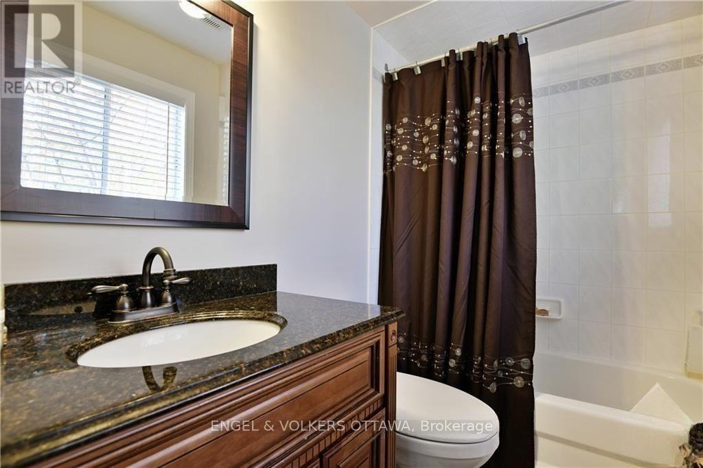 13 Picasso Drive, Ottawa, ON