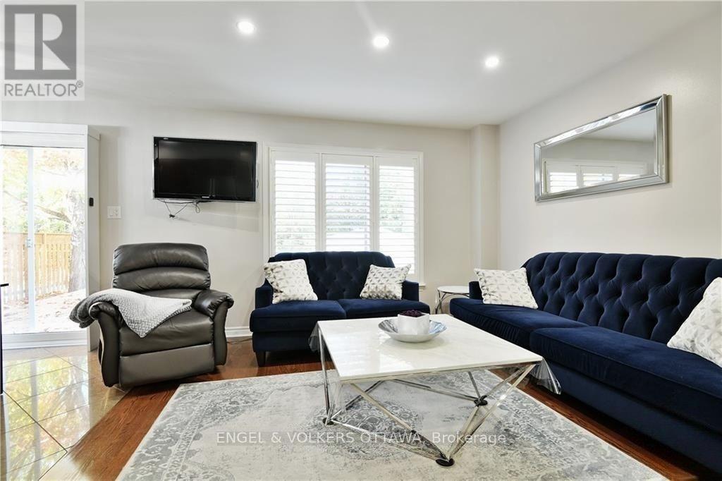 13 Picasso Drive, Ottawa, ON