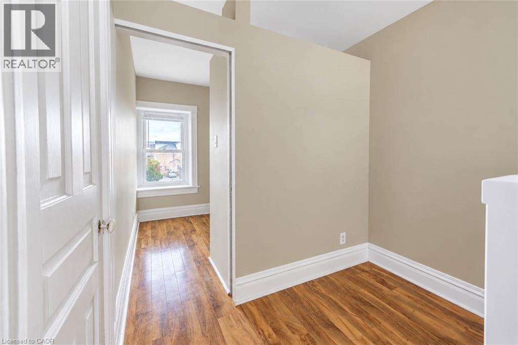 5 George Street S, Cambridge, ON
