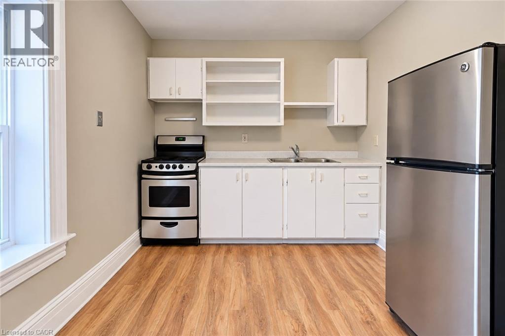 5 George Street S, Cambridge, ON