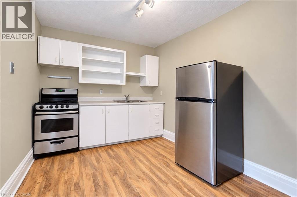 5 George Street S, Cambridge, ON