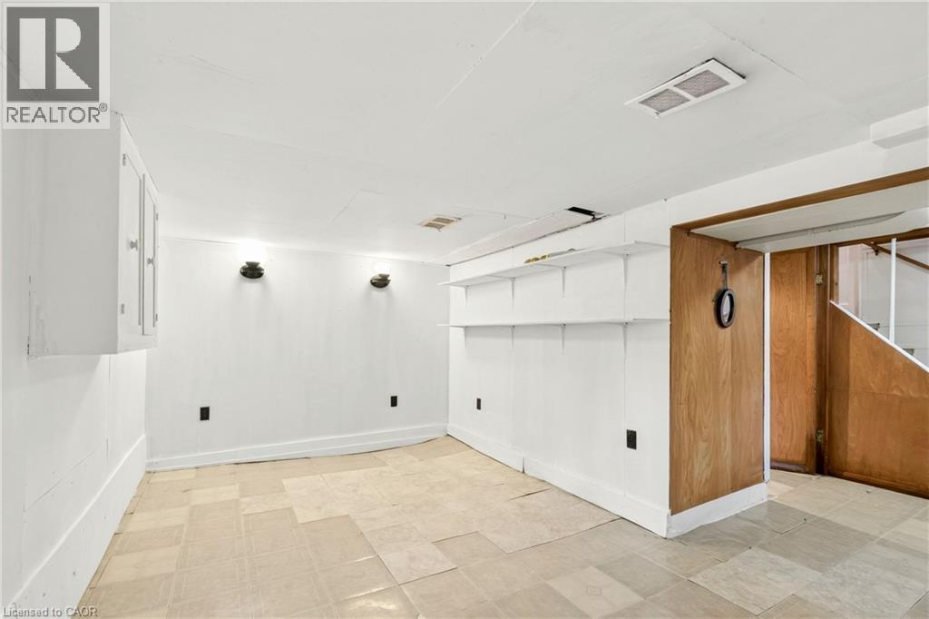 28 North Oval, Hamilton, ON