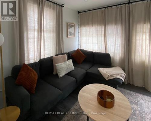 323 Charlton Avenue W, Hamilton, ON 
