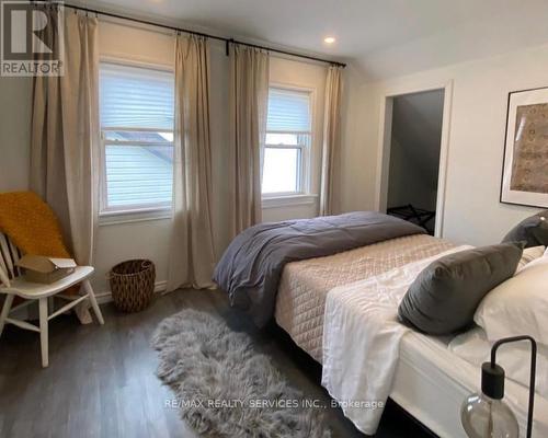 323 Charlton Avenue W, Hamilton, ON 