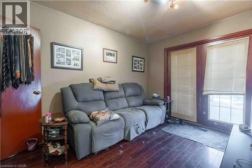 374 Upper Wentworth Street, Hamilton, ON 