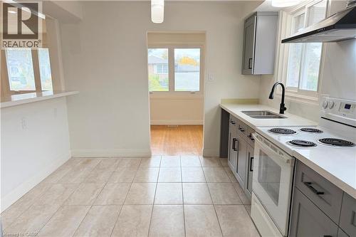 11 Glenmurray Court, Hamilton, ON 