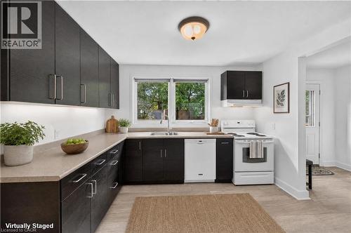 247 Homewood Avenue, Hamilton, ON 