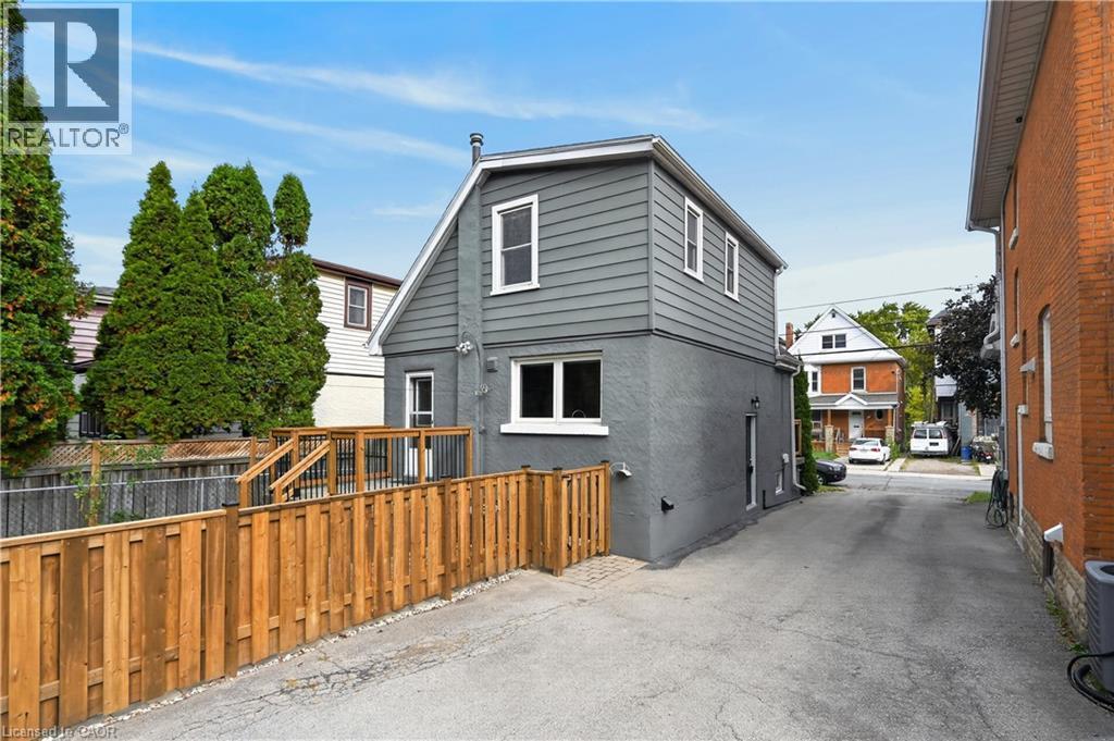 247 Homewood Avenue, Hamilton, ON