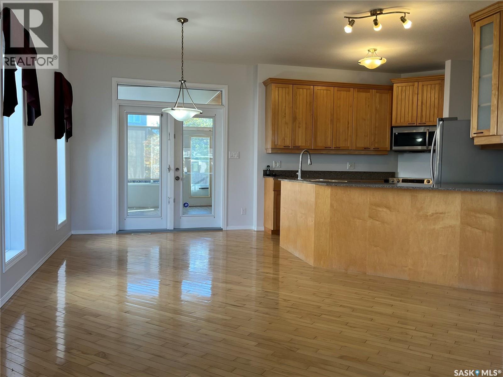 823 Beechmont Lane, Saskatoon, SK