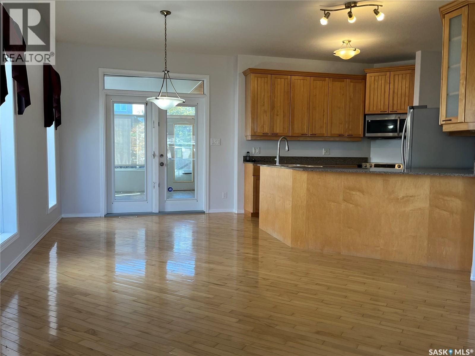 823 Beechmont Lane, Saskatoon, SK