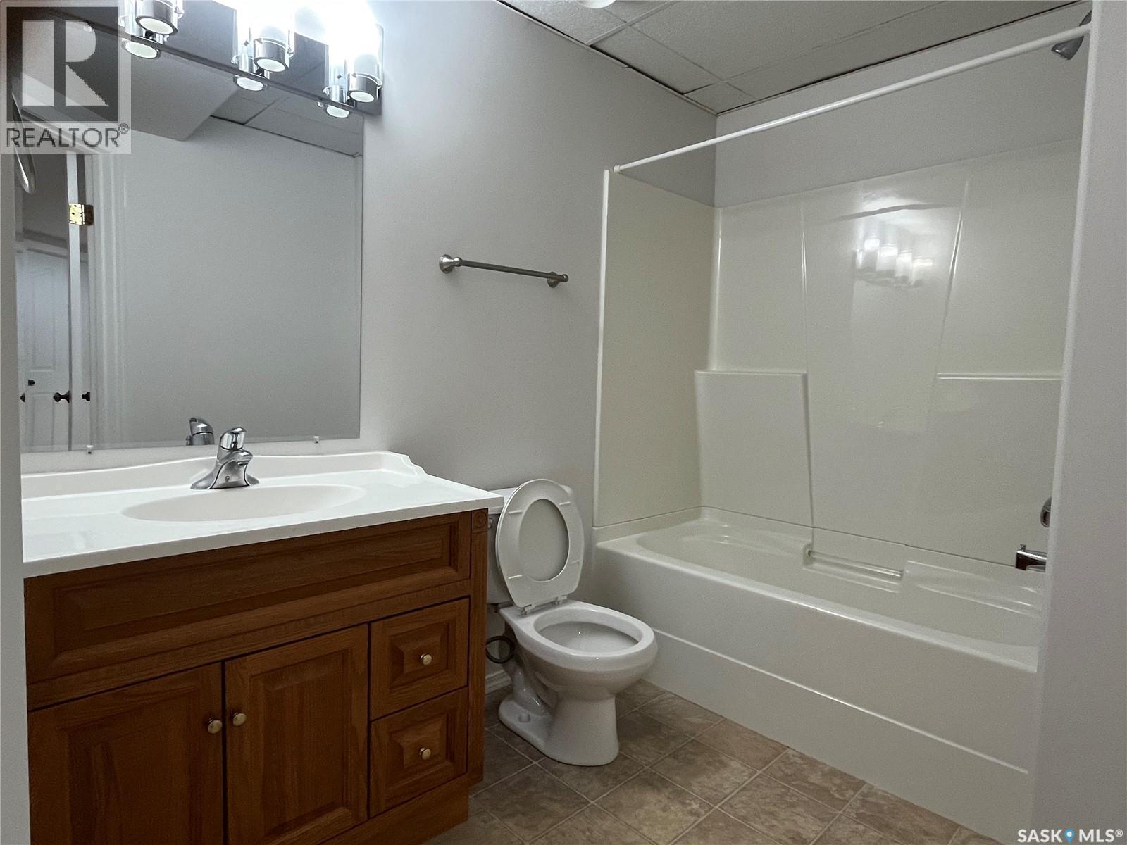 823 Beechmont Lane, Saskatoon, SK