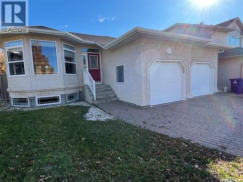 823 Beechmont Lane, Saskatoon, SK 