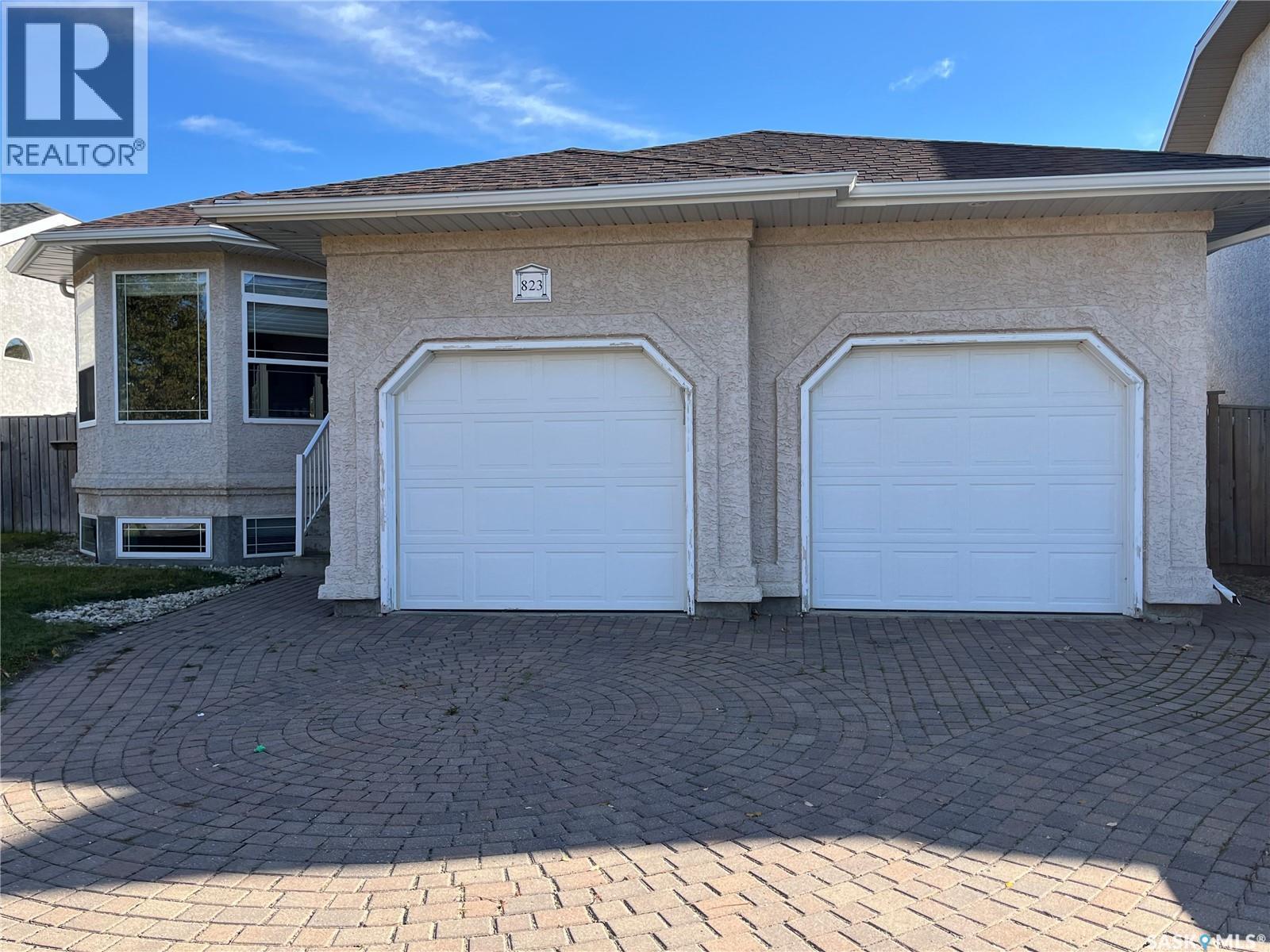 823 Beechmont Lane, Saskatoon, SK