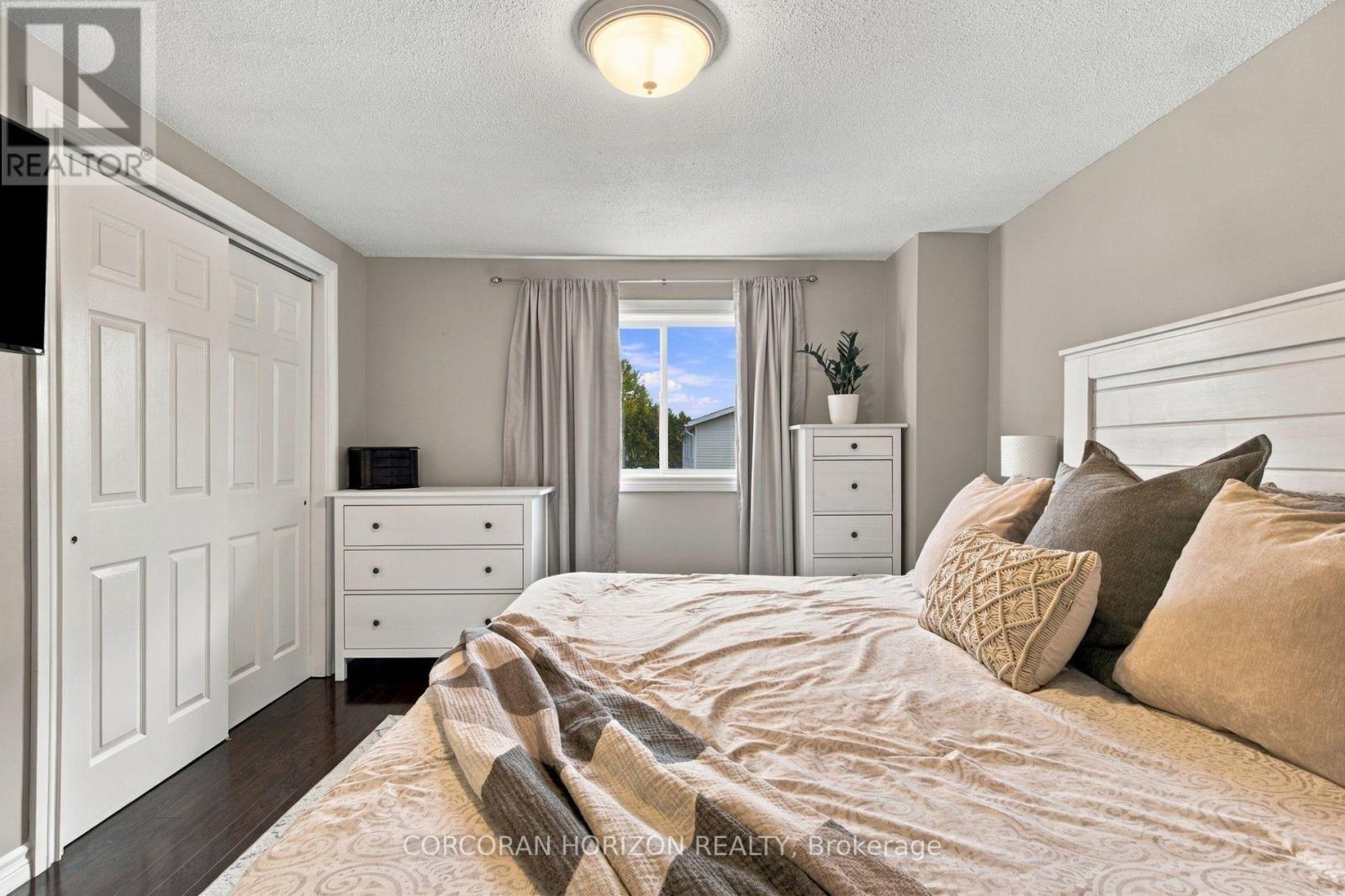 11 Sandalwood Drive, Cambridge, ON