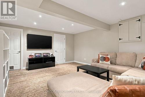 11 Sandalwood Drive, Cambridge, ON 