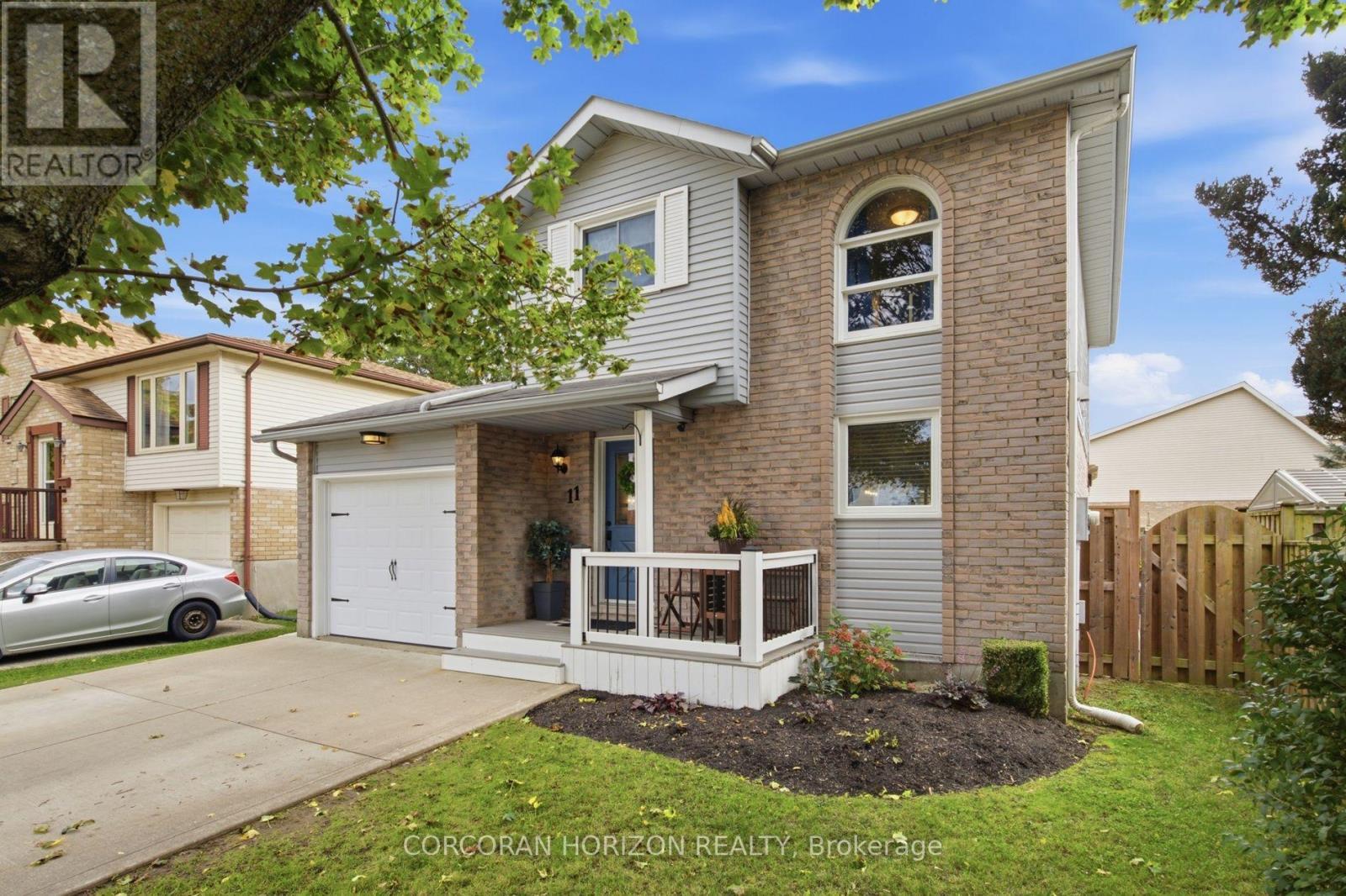 11 Sandalwood Drive, Cambridge, ON