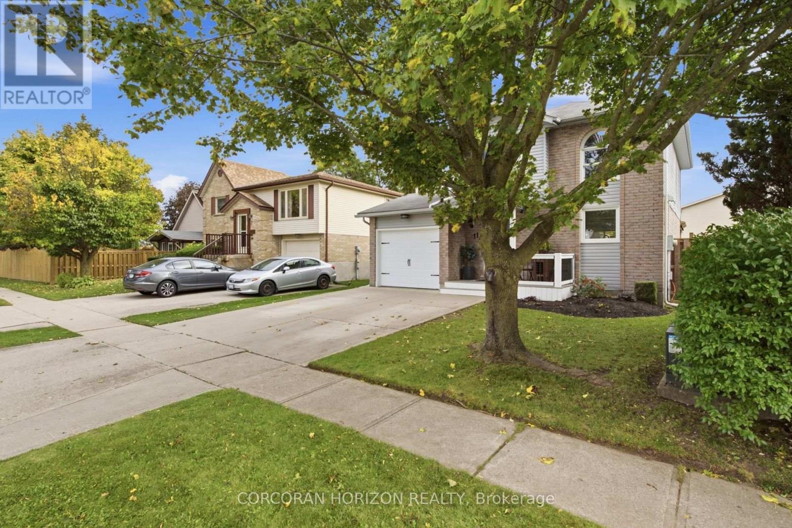 11 Sandalwood Drive, Cambridge, ON