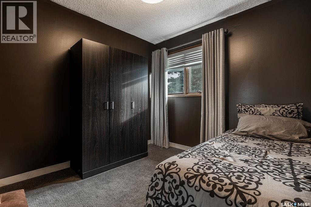 258 Ae Adams Crescent, Saskatoon, SK