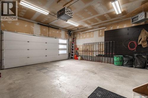 258 Ae Adams Crescent, Saskatoon, SK 