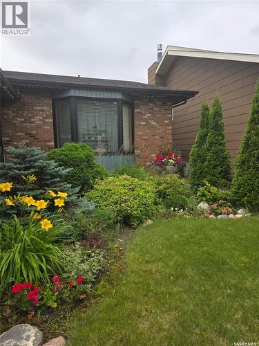 258 Ae Adams Crescent, Saskatoon, SK 