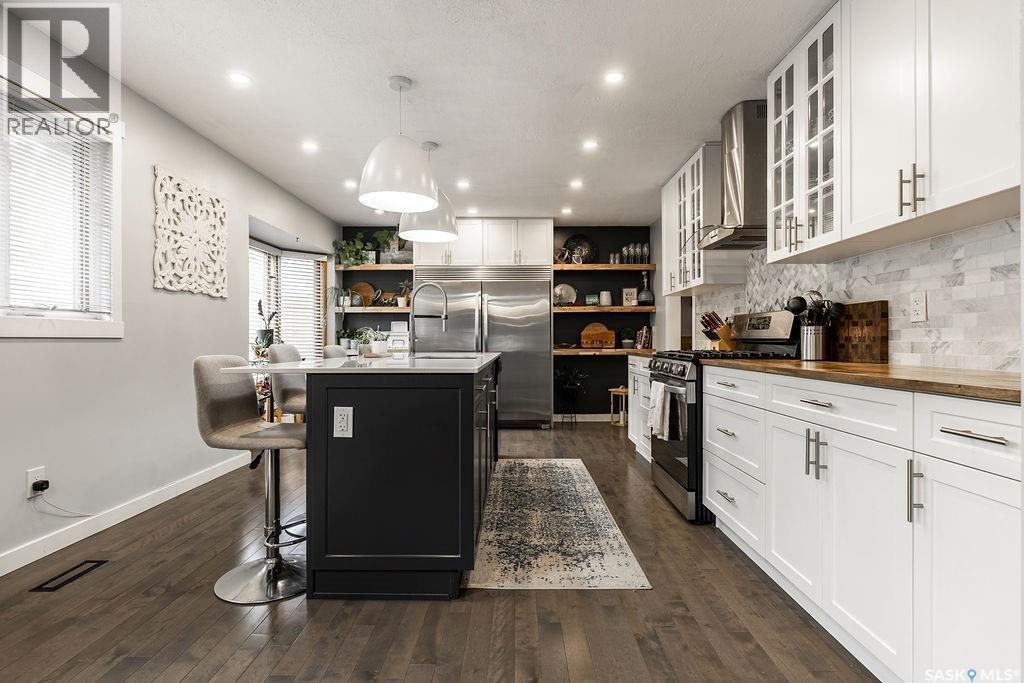 258 Ae Adams Crescent, Saskatoon, SK