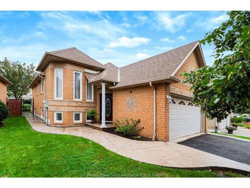 43 SPRINGVIEW Drive  Brampton, ON L6X 4M3