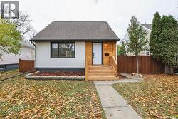 3721 Caen AVENUE  Regina, SK S4S 0Y5