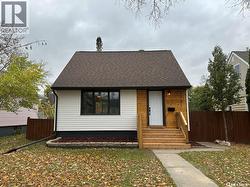 3721 Caen AVENUE  Regina, SK S4S 0Y5