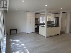 517 LYNETT CRESCENT Richmond Hill, ON L4C 2V8