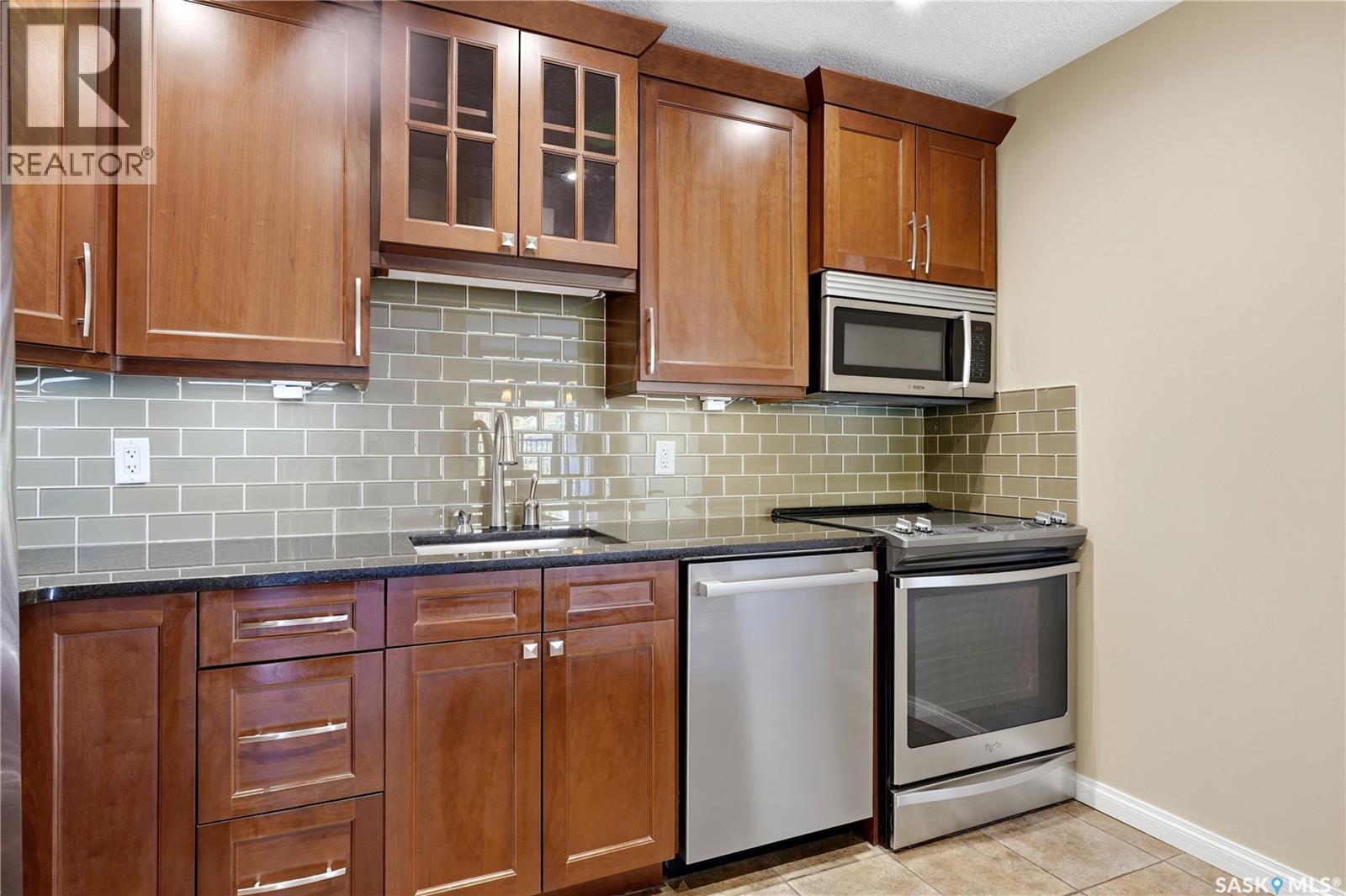 304 1002 Gryphons Walk, Regina, SK