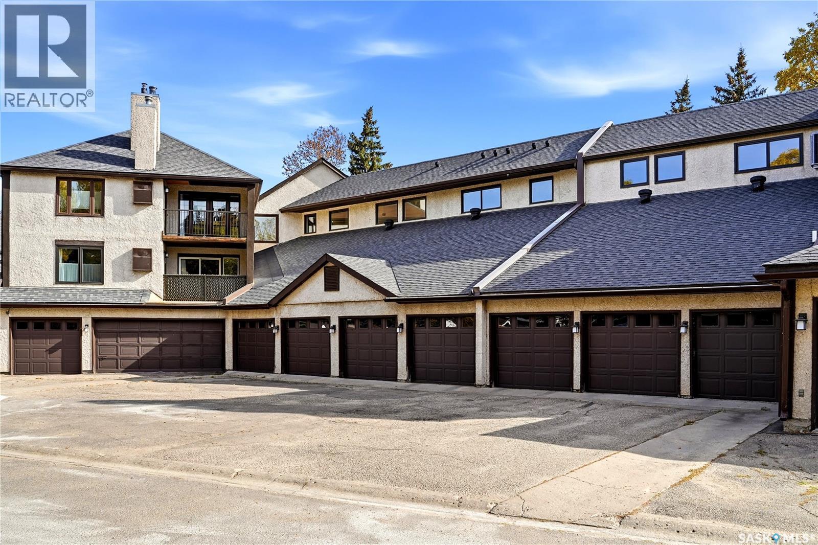 304 1002 Gryphons Walk, Regina, SK