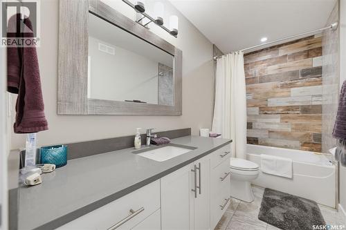 730 Bolstad Turn, Saskatoon, SK 
