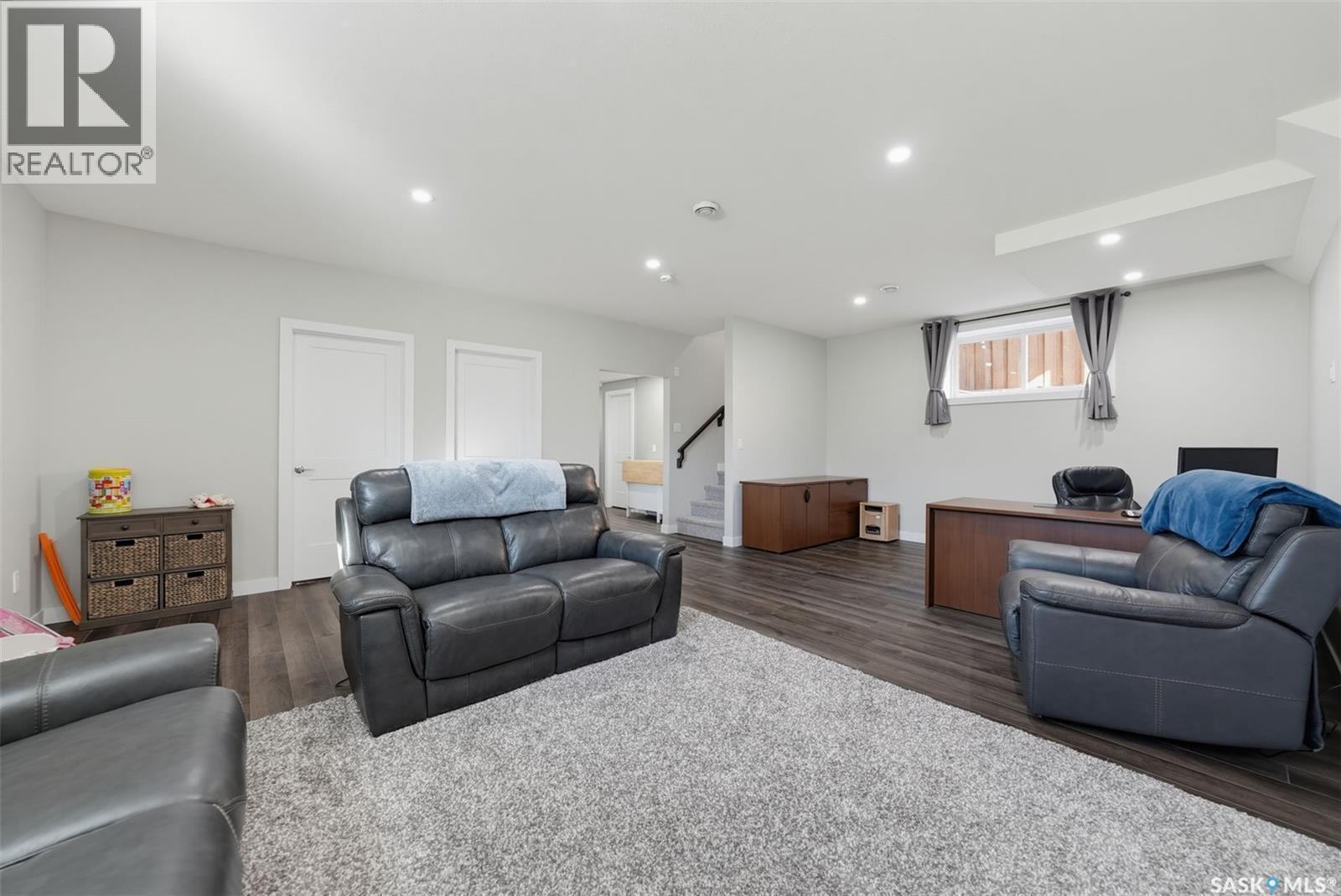 730 Bolstad Turn, Saskatoon, SK