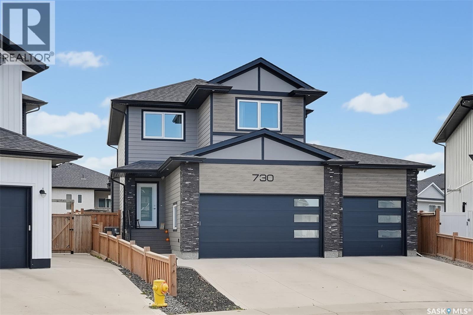 730 Bolstad Turn, Saskatoon, SK